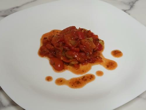 Jak uvařit grilovaná omáčka z rajčat a paprik? Snadné recept, připravený za Do 30 minut